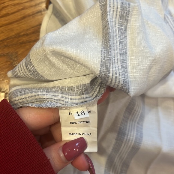 Eye of the Needle Woman’s Striped Off the Shoulder Top Size 16 - Picture 6 of 6